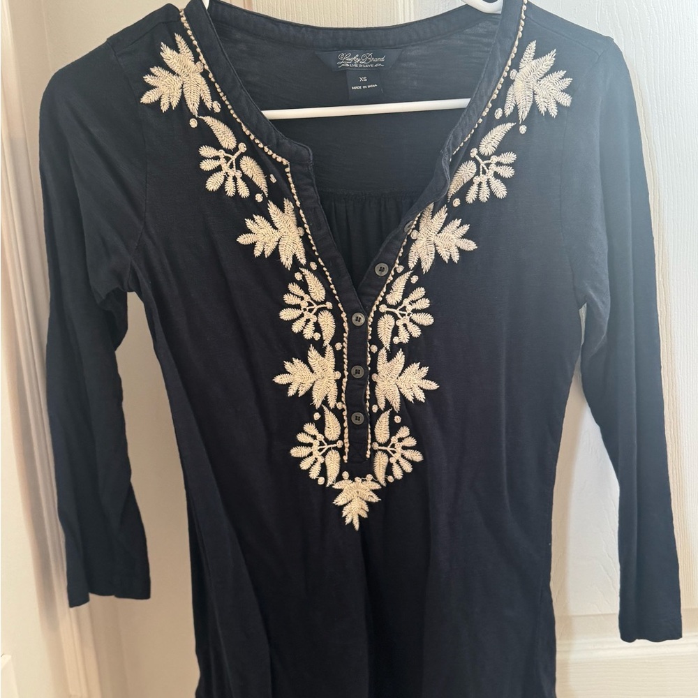 Lucky Brand Embroidered 3/4 Sleeve Top